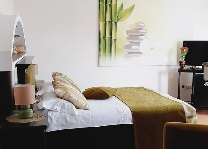Johanna House Konukevi 4*
