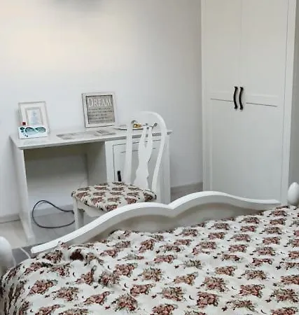 Johanna House Гостевой дом Бухарест
