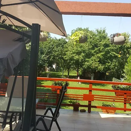 Johanna House Maison d'hôtes 4*