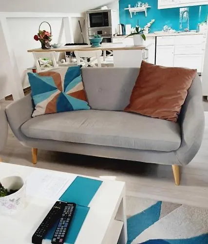 Johanna House Гостевой дом 4*