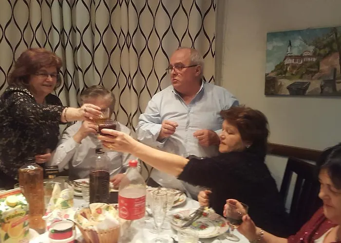 Johanna House Бухарест